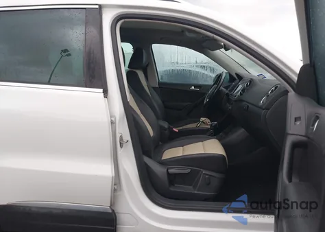 2016 Volkswagen Tiguan Se from USA, damaged, VIN WVGAV7AX6GW602978